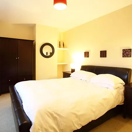 Ardmullen Walnut 3 Bed