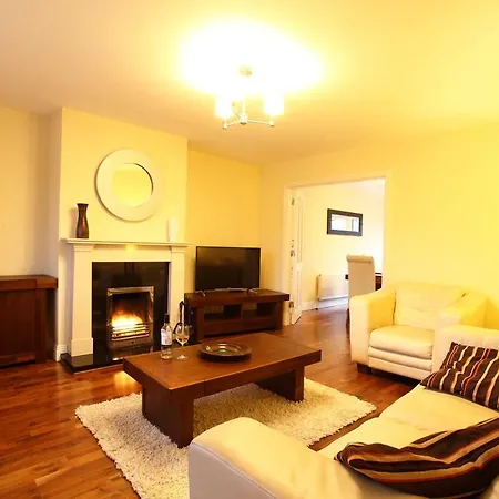 Ardmullen Walnut 3 Bed * Kenmare