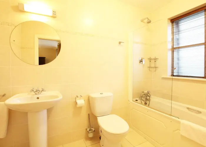 Ardmullen Walnut 3 Bed Holiday